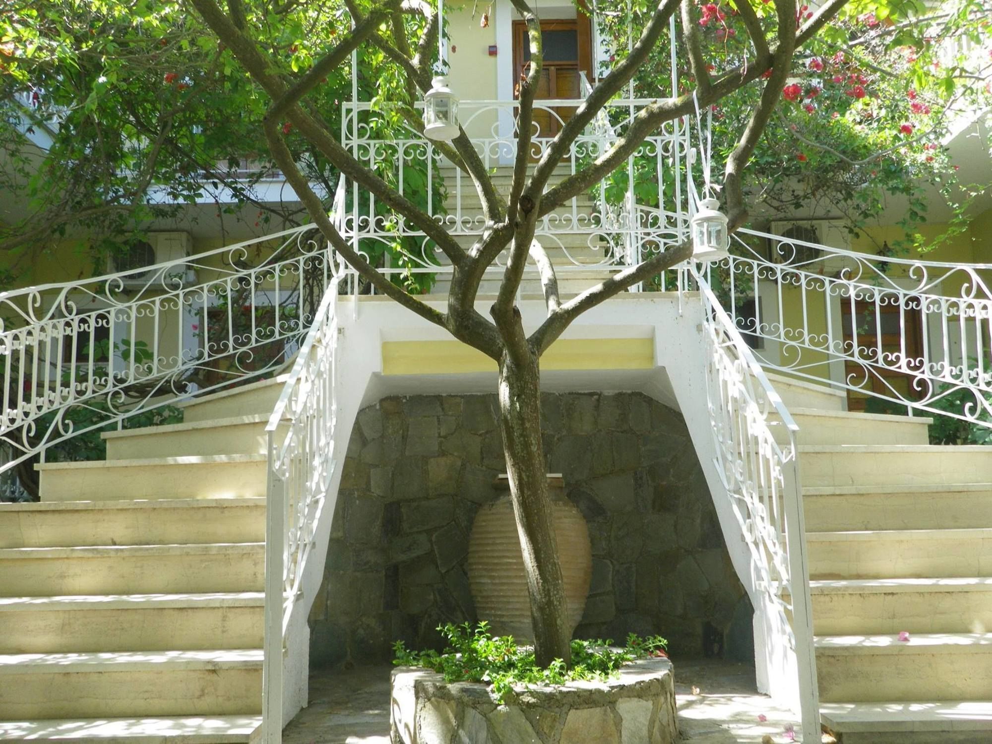 Sofos Apartments Planos Exterior foto